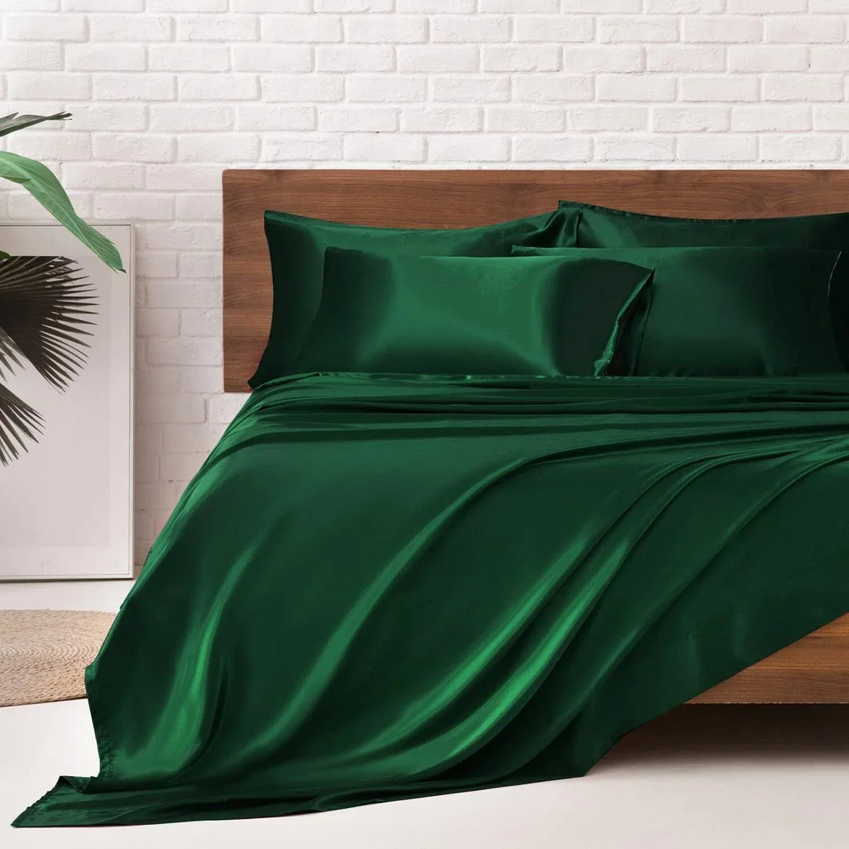 Queen Satin Bed Sheets 4 Piece Set Silky Soft Bedding with 15 Inch Deep Pocket