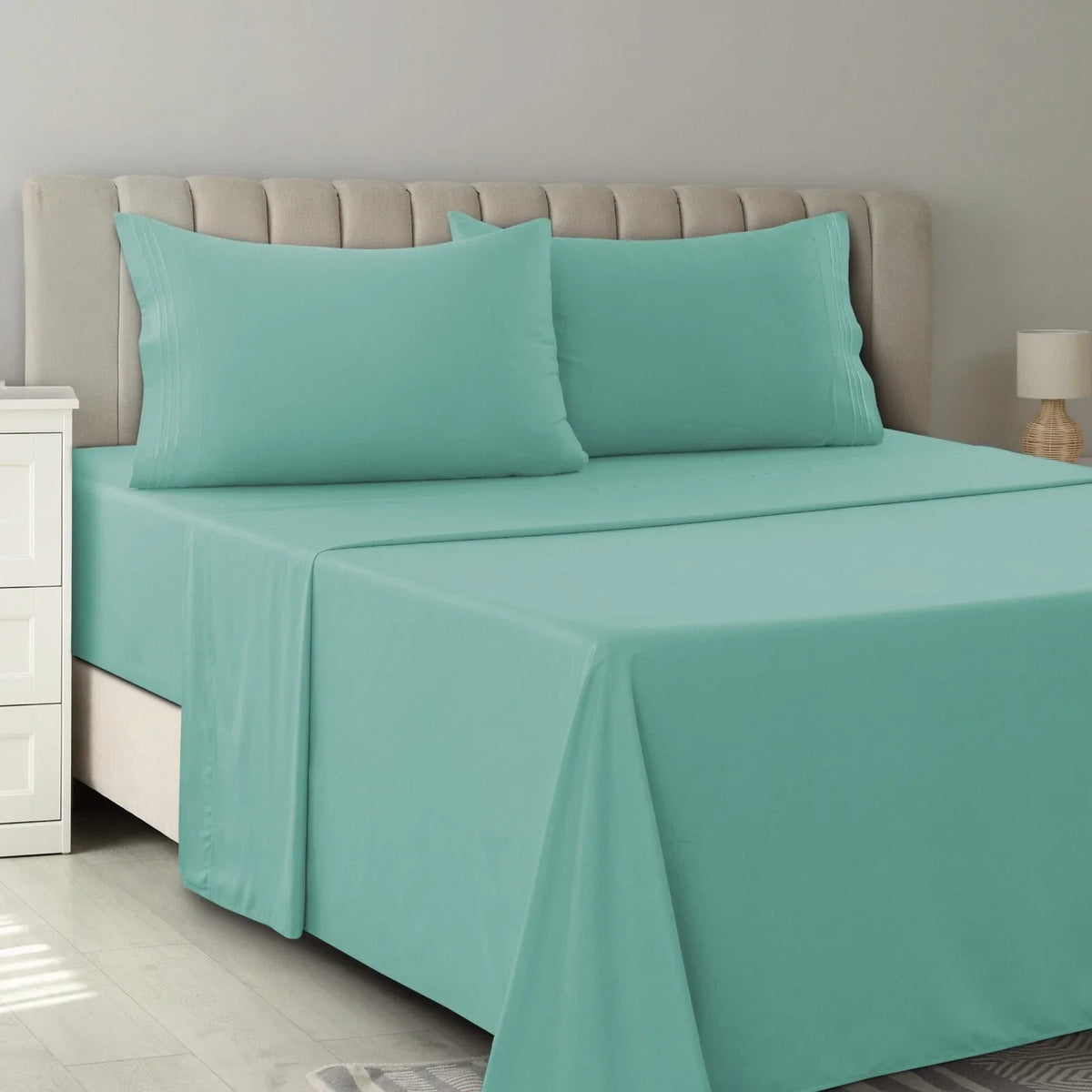 4 Piece Premium Bed Sheet Set Hotel Luxury Ultra Soft Deep Pocket Sheets Set